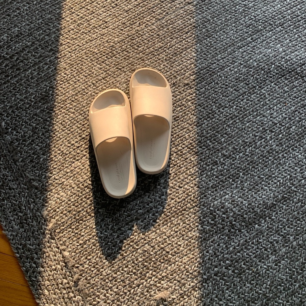 cool planet steve madden slides